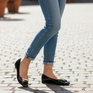 Kate Spade NY Patent Leather Wedge Shoes Low Beige Bow Peep Toe Summer Designer